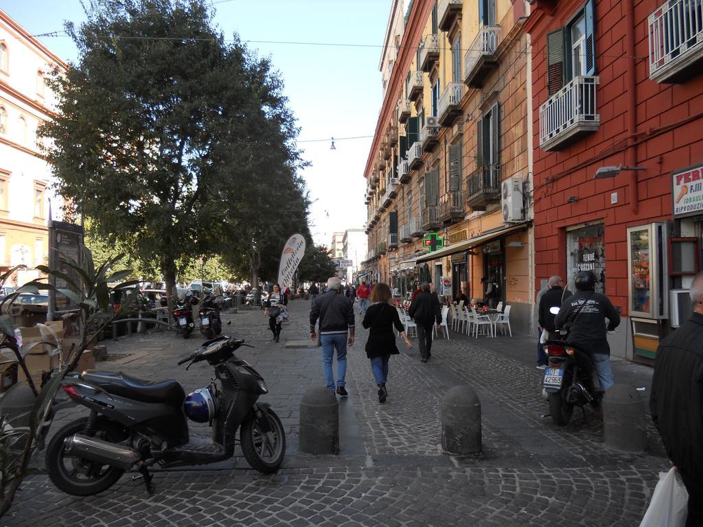 B&B Ingiropernapoli エクステリア 写真