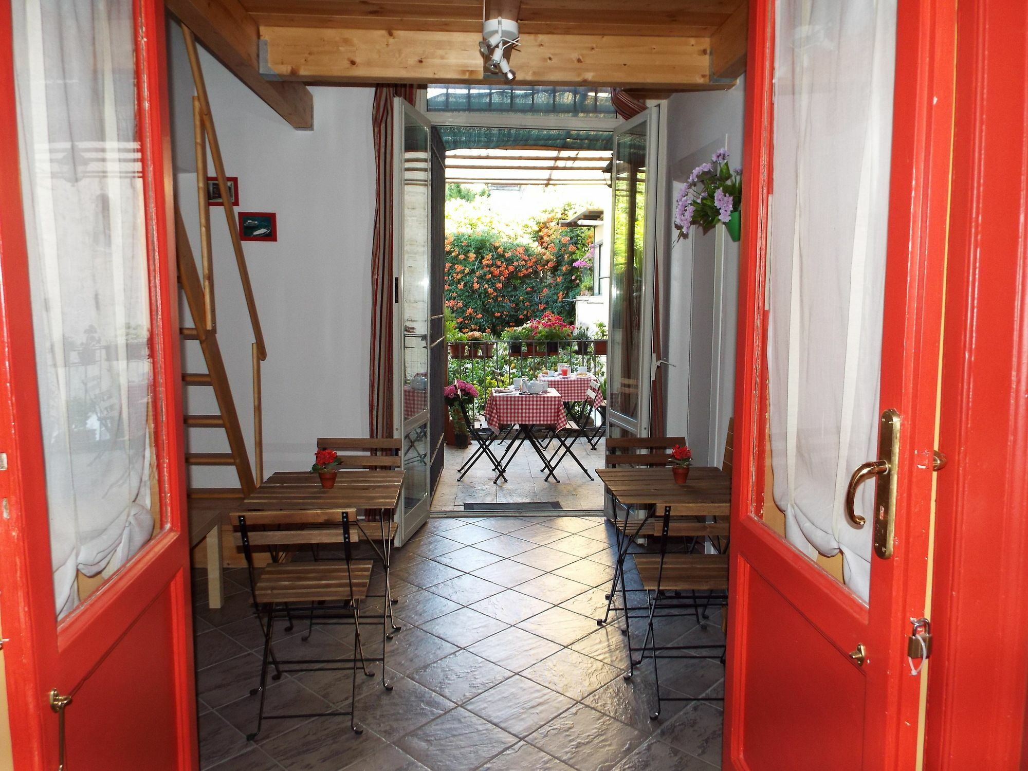 B&B Ingiropernapoli エクステリア 写真