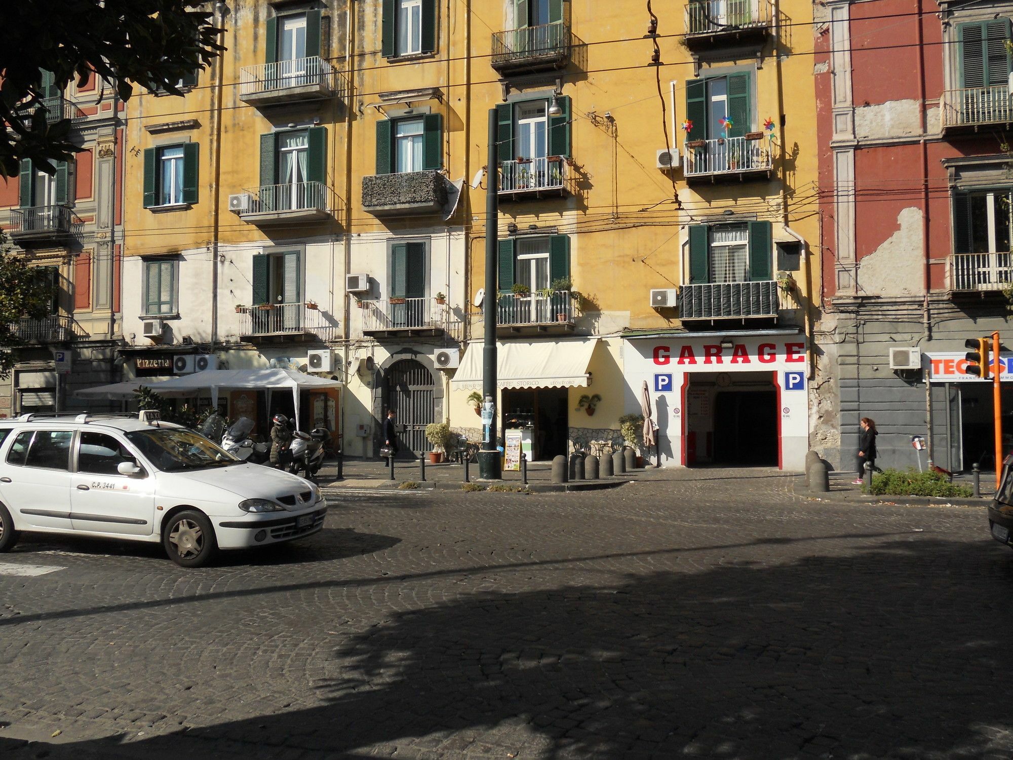 B&B Ingiropernapoli エクステリア 写真