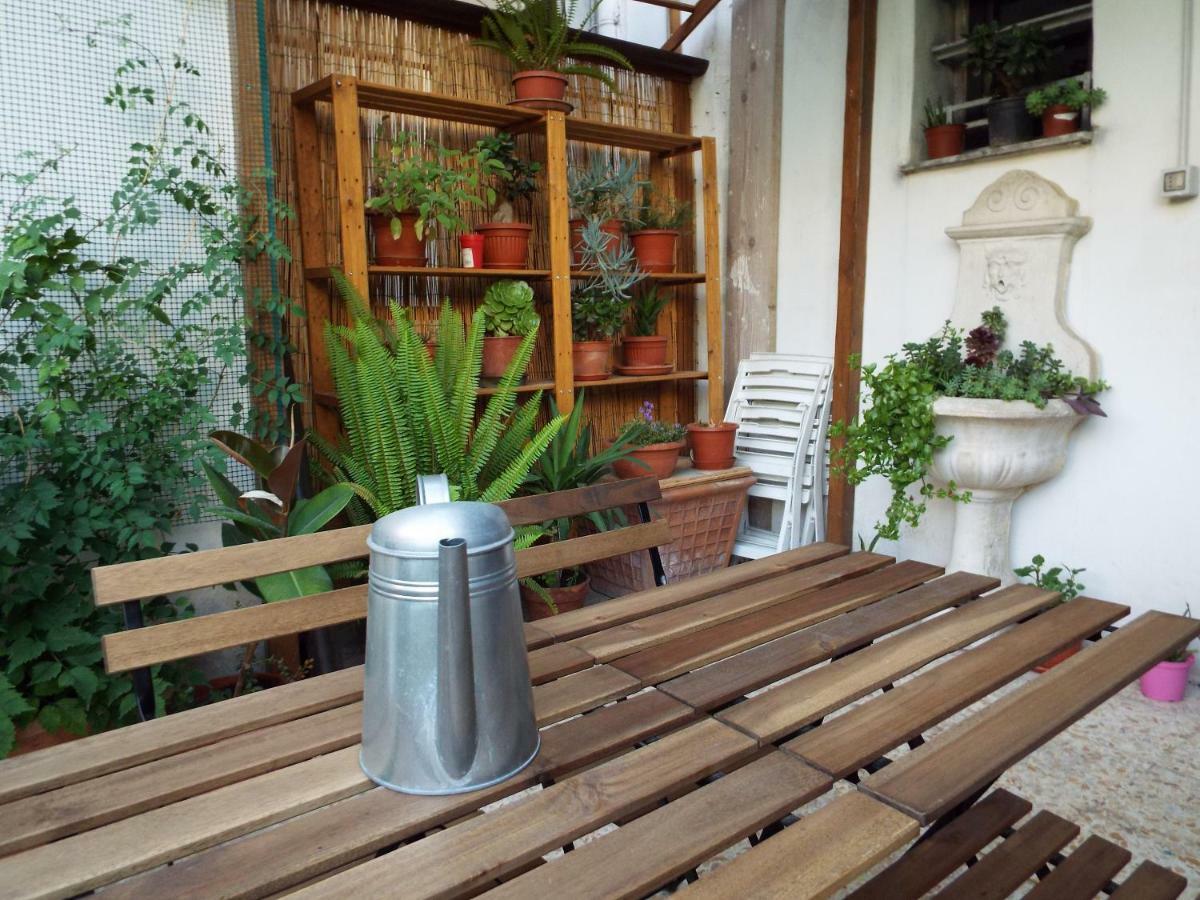 B&B Ingiropernapoli エクステリア 写真