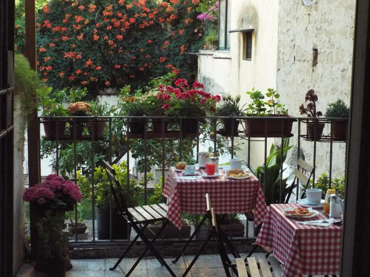 B&B Ingiropernapoli エクステリア 写真